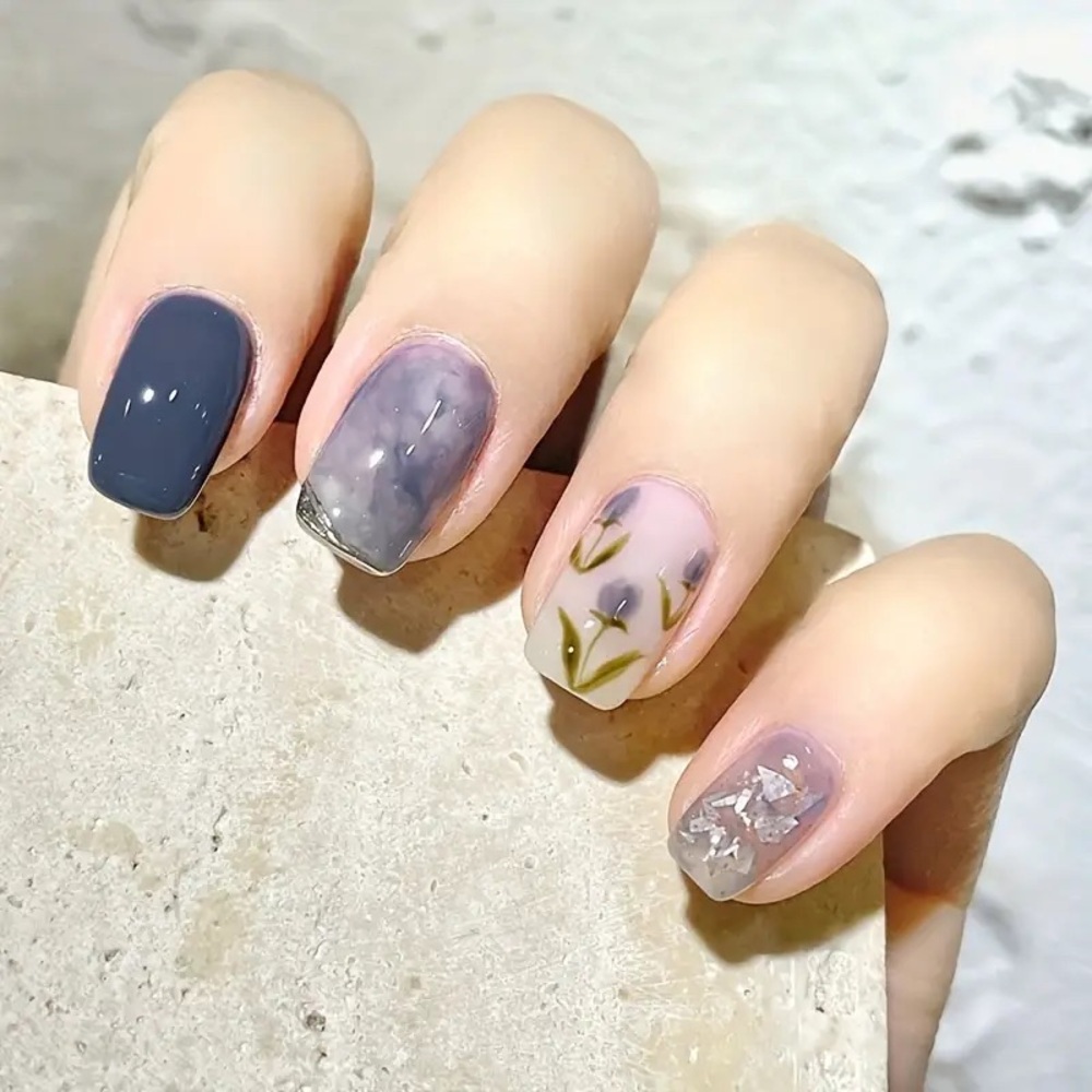 Floral Press On Nails